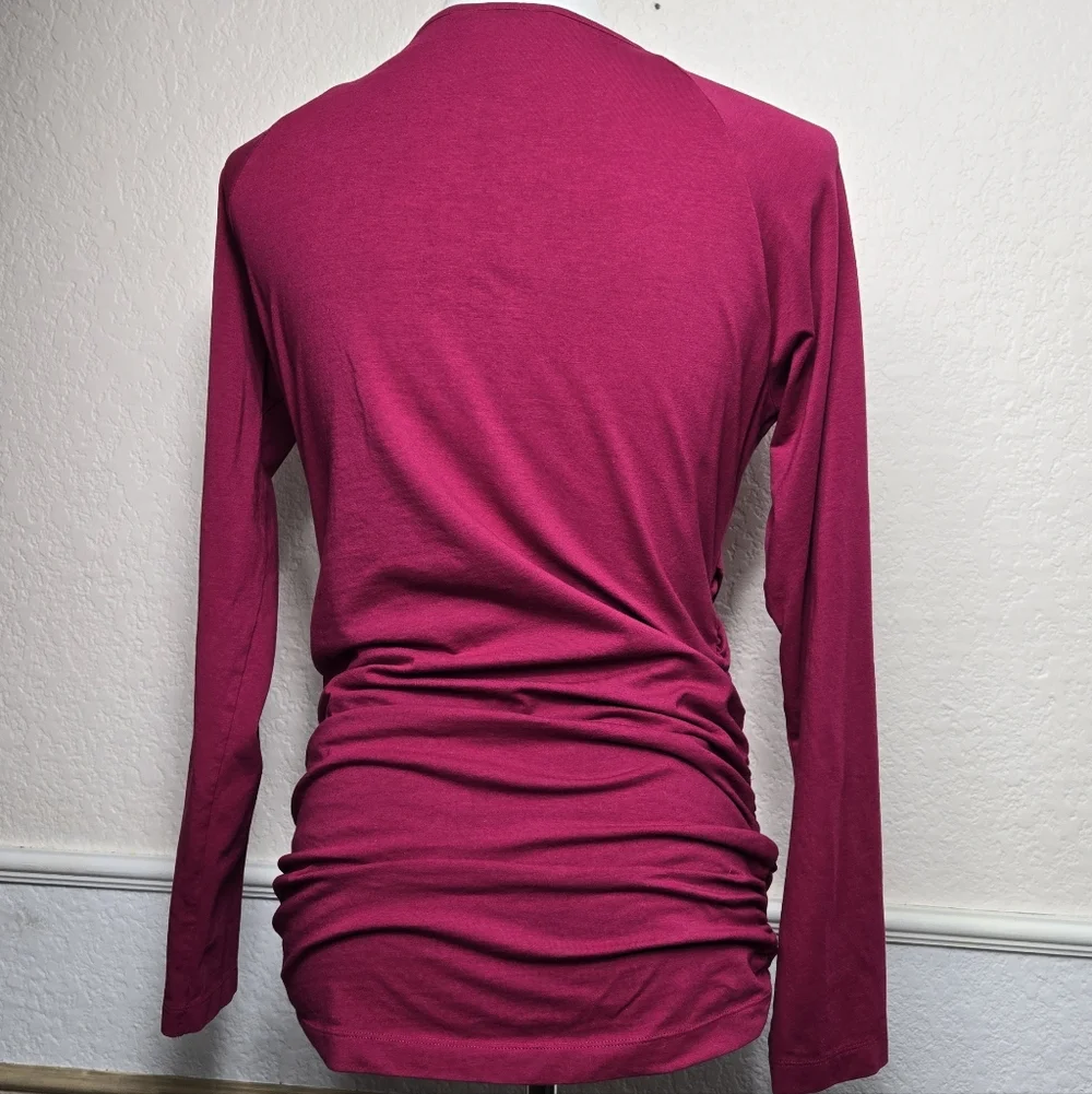 Sundance Vanessa Long Sleeve Ruched Wrap Magenta V-neck Line Top, Size M - Picture 3 of 6